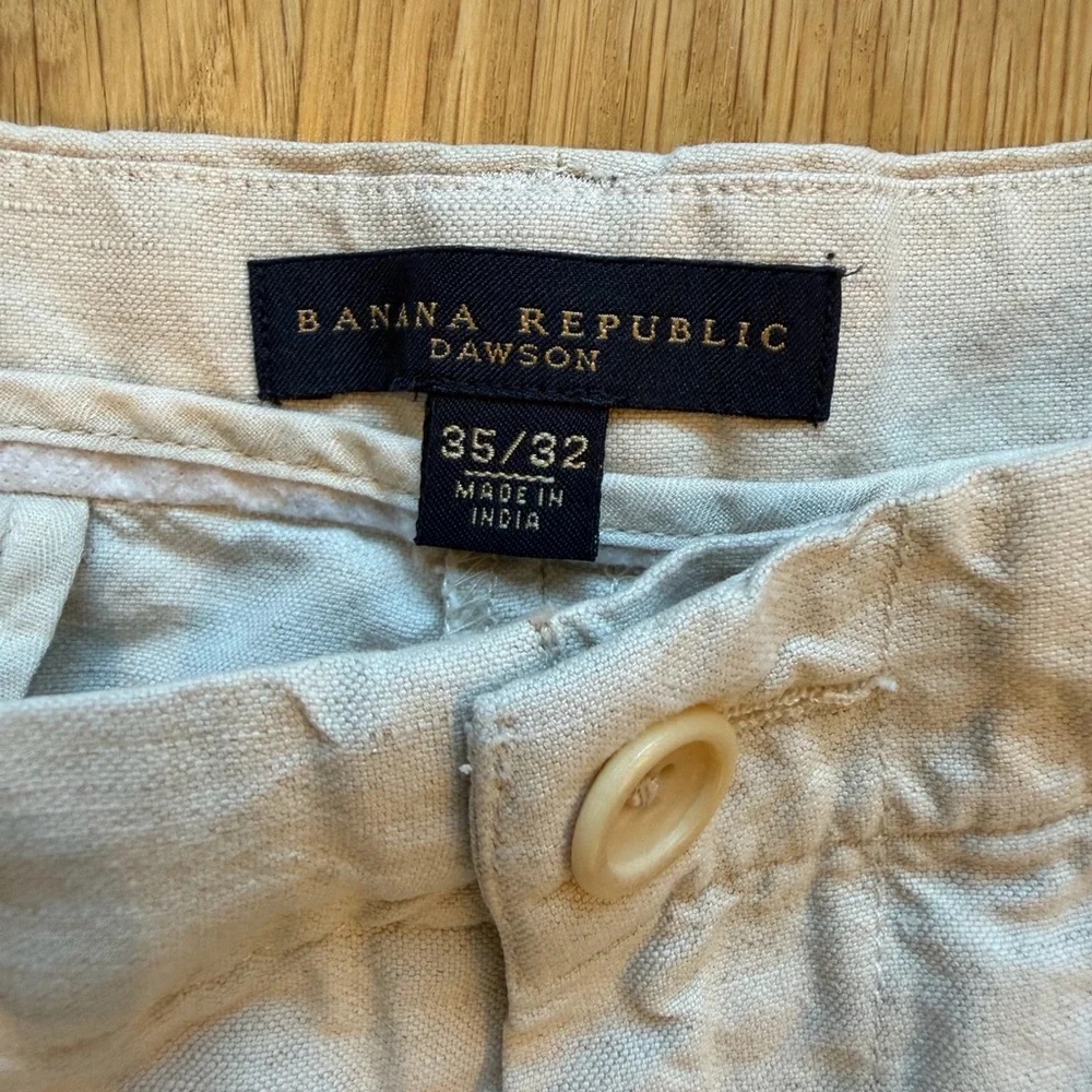 Banana Republic Men's Light Tan Linen Traveler Chinos - 35x32”